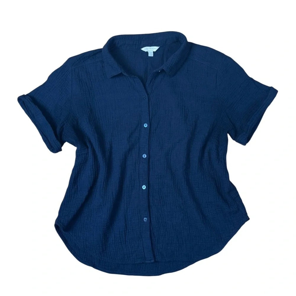 Lucky Brand Short Sleeve Button Down Shirt Medium - Picture 1 of 7